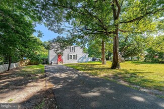 599 Ardsley Ave, Somerdale, NJ 08083