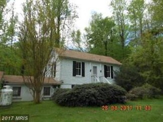 60 Rifkind Dr, Fredericksburg, VA 22405