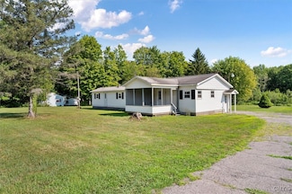2293 New York 104, Parish, NY 13131