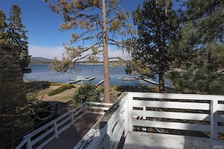 413 Gibralter Ln, Big Bear Lake, CA 92315