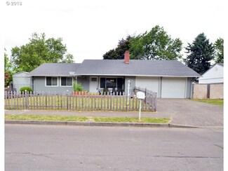 20921 SE Main Dr, Gresham, OR 97030