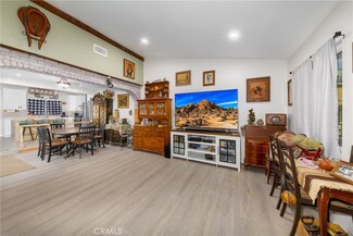 9701 Wheatland Ave, Sunland, CA 91040