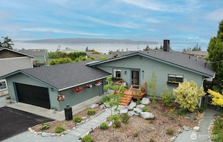 1083 N Vista Del Monte St, Camano, WA 98282