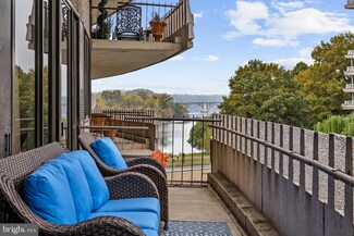 700 New Hampshire Ave NW Unit 410, Washington, DC 20037