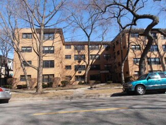 444 Washington Blvd Unit 402, Oak Park, IL 60302