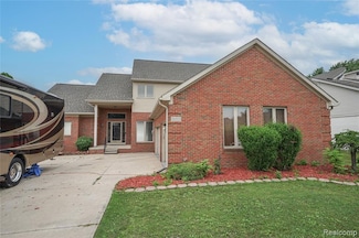 51553 Baker Rd, Chesterfield, MI 48047