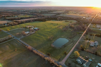 942 Bennett Rd, Howe, TX 75459