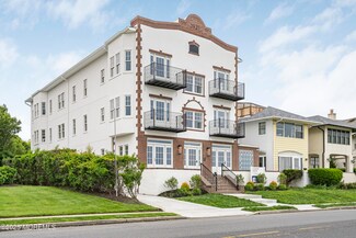 205 Edgemont Dr Unit 1, Allenhurst, NJ 07711