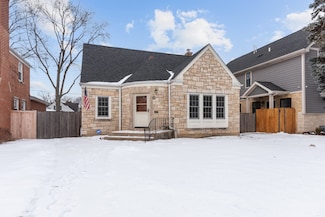 1912 N 76th Ct, Elmwood Park, IL 60707