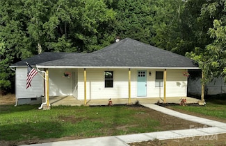 1118 N 14th St, Bessemer City, NC 28016