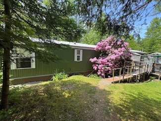 70 Lincolnville Ave, Searsmont, ME 04973