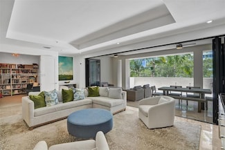 718 Valencia Ave Unit 204, Coral Gables, FL 33134