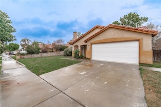 3525 Nash St, Riverside, CA 92501