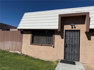 3619 Villa Knolls East Dr, Las Vegas, NV 89120