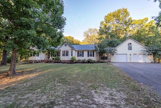 1886 Oxford Creek Rd, Selmer, TN 38375
