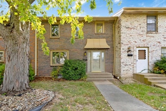 320 Twykingham Place, Manhattan, KS 66503