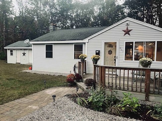 357 Hurricane Rd, Belmont, NH 03220