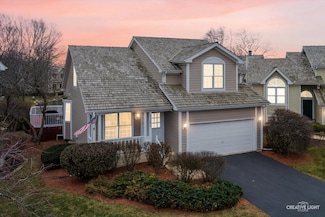 2262 Brookside Ln, Aurora, IL 60502