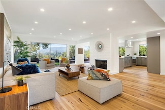 4747 El Caballero Dr, Tarzana, CA 91356