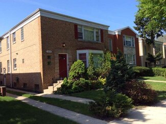 1628 Monroe St, Evanston, IL 60202
