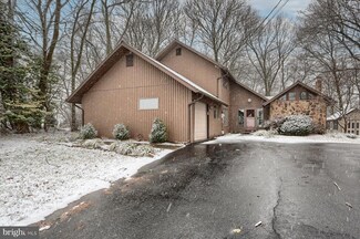 7190 Audubon Dr, Harrisburg, PA 17111