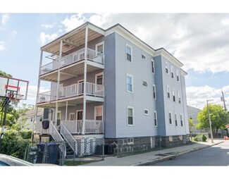 24 Arbutus St, Dorchester Center, MA 02124