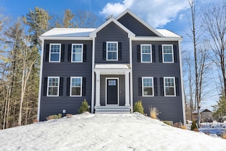 37 Reed Rd, Sandown, NH 03873
