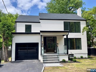 397 Knickerbocker Rd, Tenafly, NJ 07670