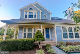 4528 Waverly Crossing Ln, Chantilly, VA 20151