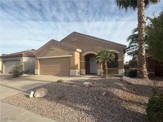 2136 Desert Woods Dr, Henderson, NV 89012