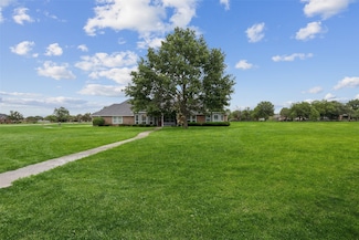 1107 Ruidoso Downs Dr, Terrell, TX 75160