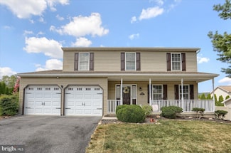 921 Maplewood Ln, Enola, PA 17025