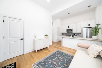 78 Paterson St Unit 1, Jersey City, NJ 07307