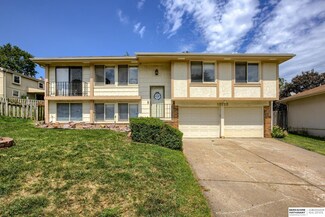 13712 Edna St, Omaha, NE 68138
