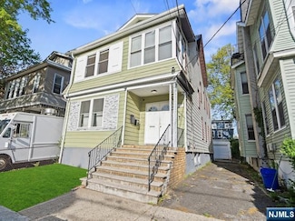 125 Columbia Ave, Newark, NJ 07106