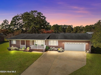 144 Jones Cir, Chocowinity, NC 27817