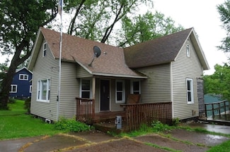 110 E 9th St, Neillsville, WI 54456