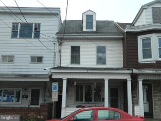 210 E Lloyd St, Shenandoah, PA 17976