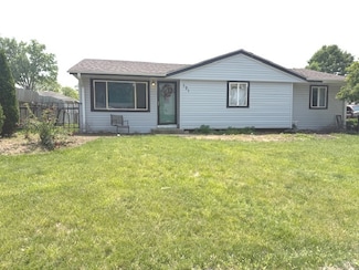 131 Toro Cir, Carpentersville, IL 60110