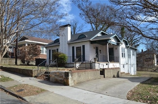 2805 NE Bon Air Ave, Winston Salem, NC 27105