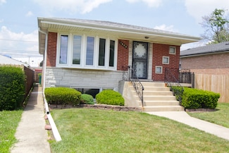 7804 Newland Ave, Burbank, IL 60459