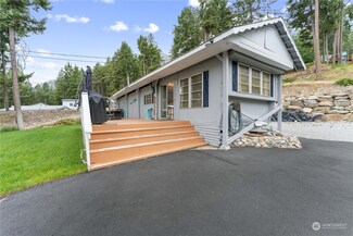 12245 S Lakeshore Rd Unit 75, Chelan, WA 98816