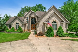 36848 Teal Ct, Farmington Hills, MI 48335