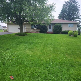 N2737 Welk Rd, Markesan, WI 53946
