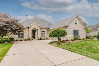 765 Yankee Trace Dr, Dayton, OH 45458