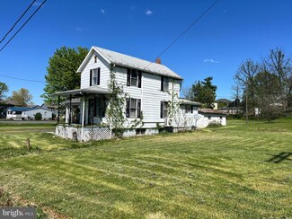 219 Maple Ave, Moorefield, WV 26836
