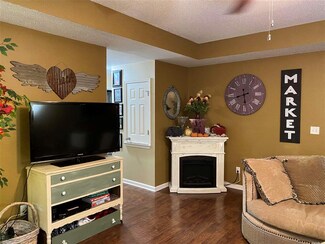 235 Timberlake Dr, Benton, AR 72015