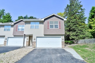 2054 Shryer Ct E, Saint Paul, MN 55109