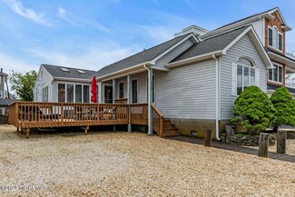 113 F St, Seaside Park, NJ 08752