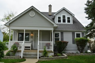 130 S Bywood Ave, Clawson, MI 48017